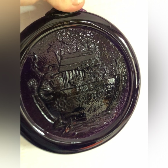 Noah’s Ark Purple Glass Suncatcher - Picture 3 of 5